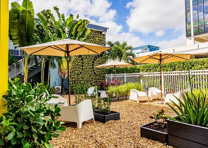 Up Midtown Motel Miami